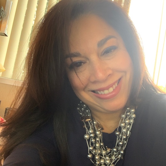 Meet your Posher, Annabelle - Picture 1 of 1